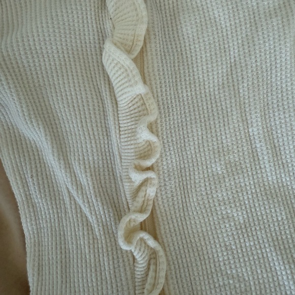 Baby Cream Ruffle double zip - Picture 2 of 5